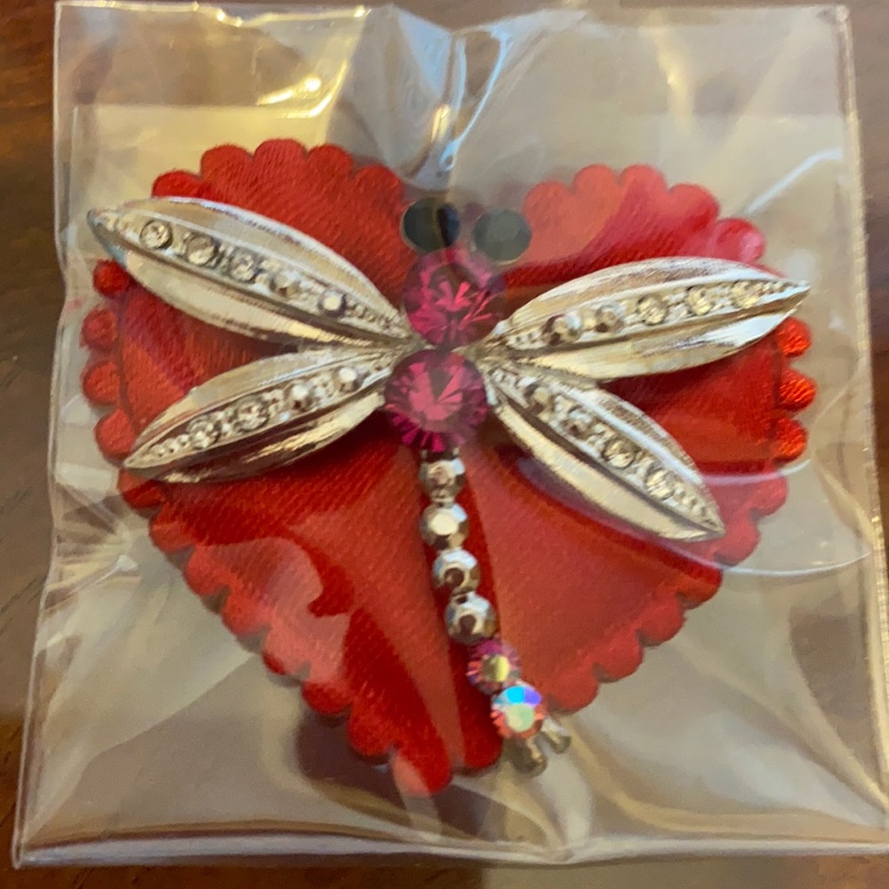 NEW Silver Dragonfly Brooch Hot Pink Body/Blk Eyes